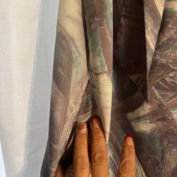 Short dress - Picture 3 of 5